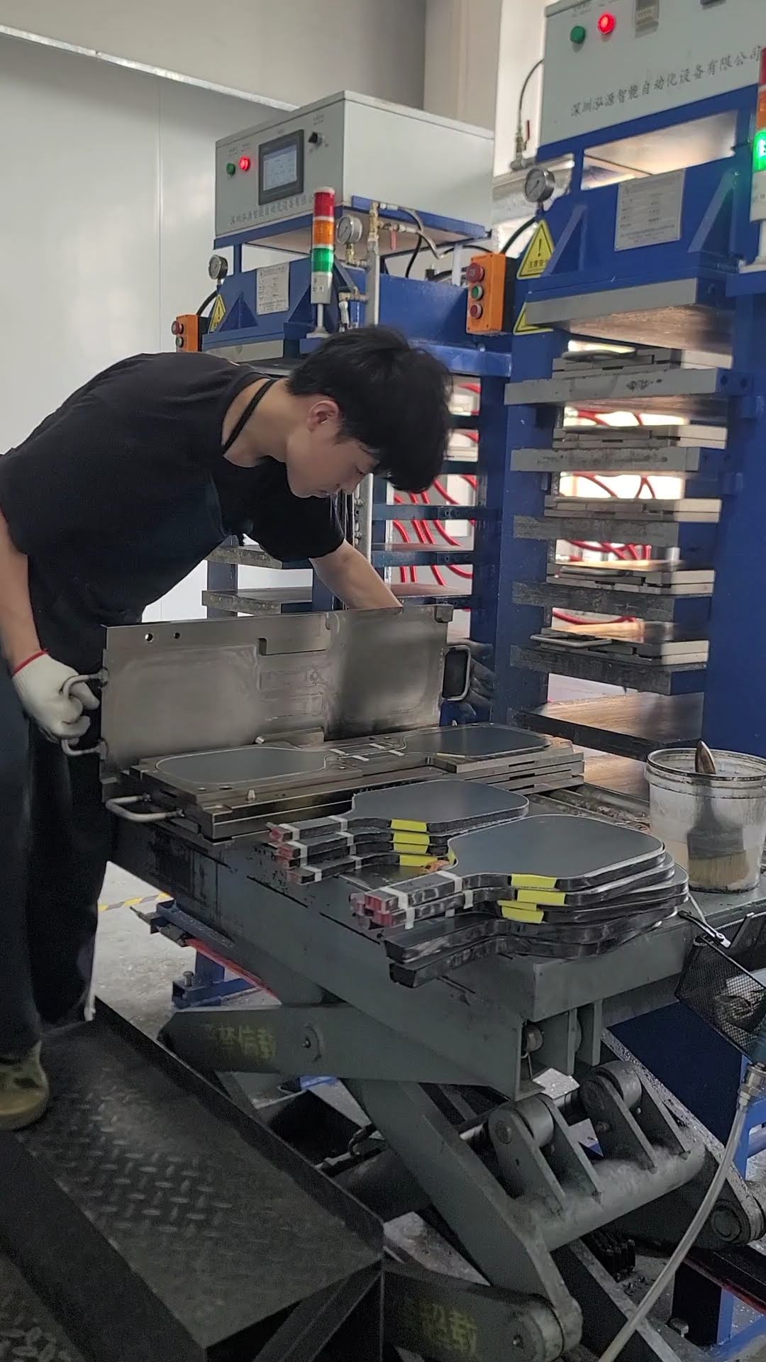 Pickleball paddle pressing and forming process in Raligo factory